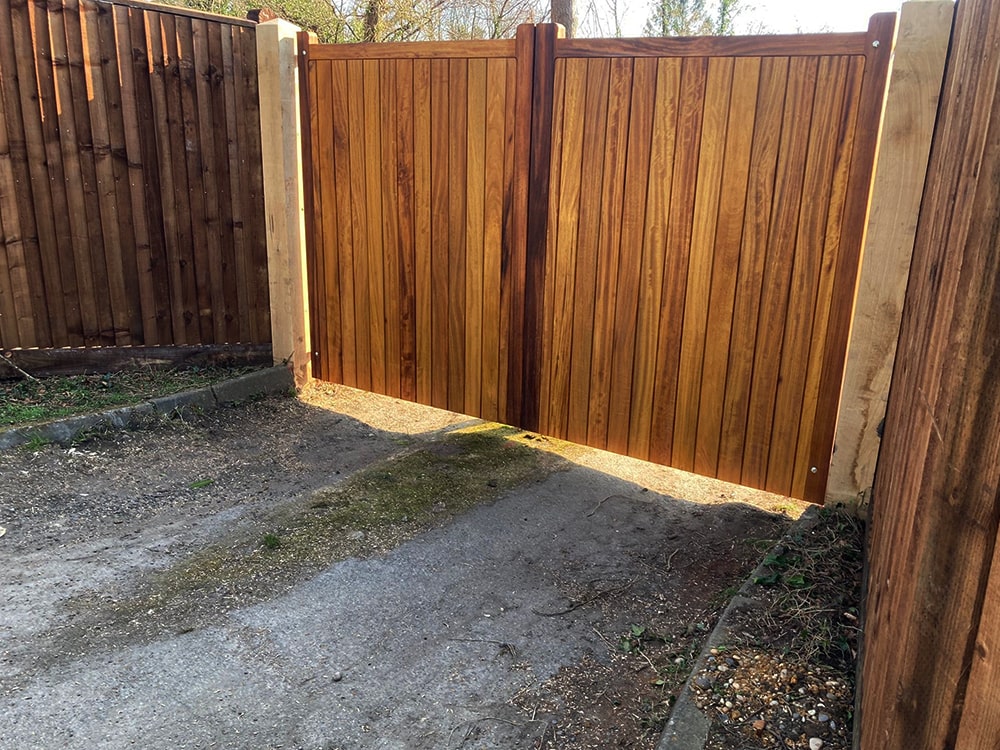 lf-fencing-entrance-gates-59-min