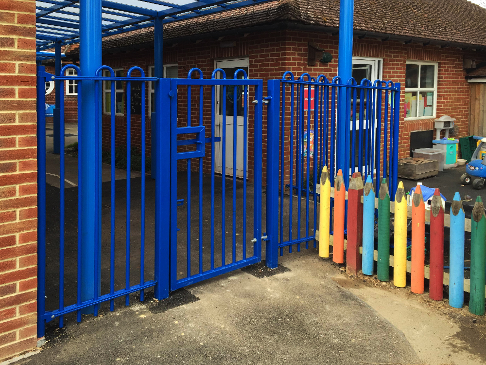 lf-fencing-security-gates-11