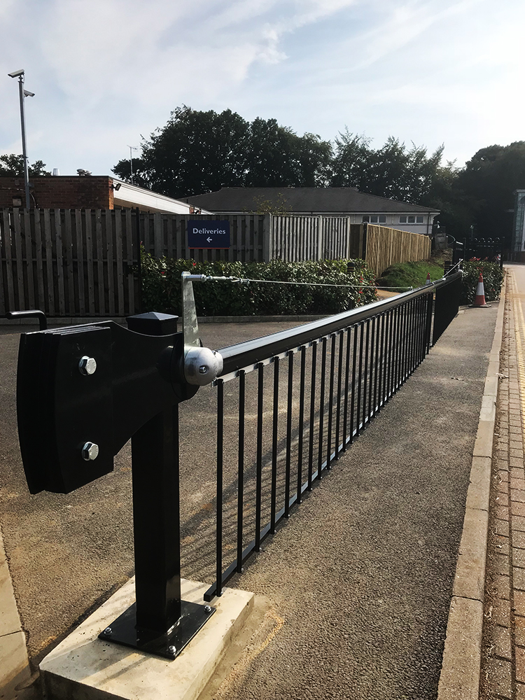 lf-fencing-security-gates-13